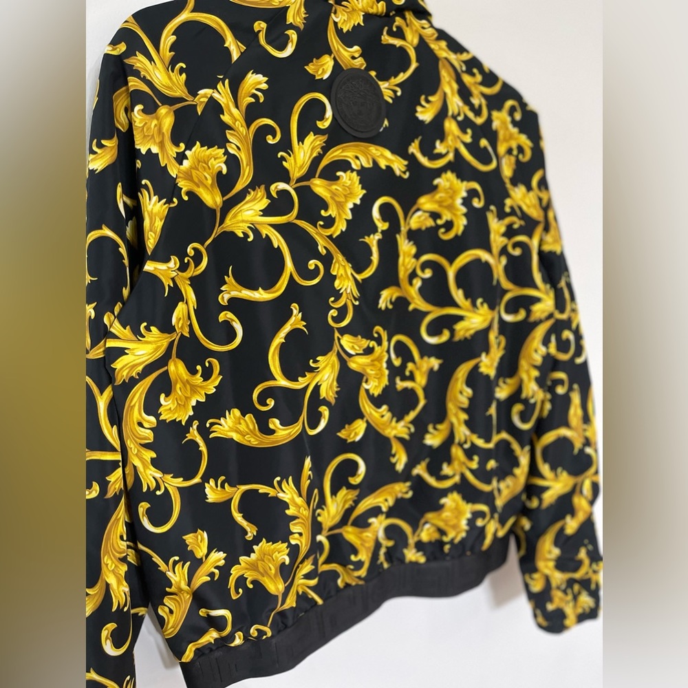 AUTHENTIC NEW W/TAGS VERSACE BOMBER JACKET 🔥With a attached Hoodie zip - Picture 14 of 16